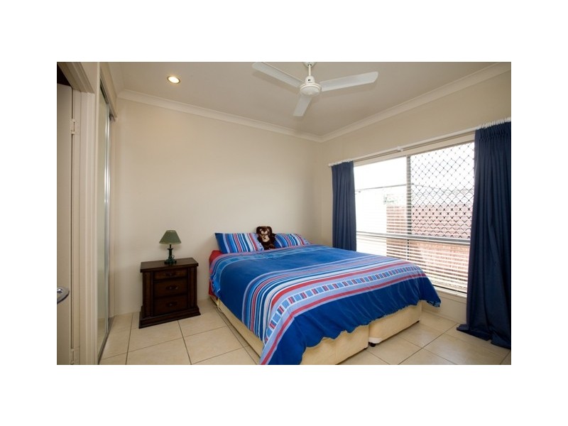 153/2 Grand Parade, Kawana Island QLD 4575