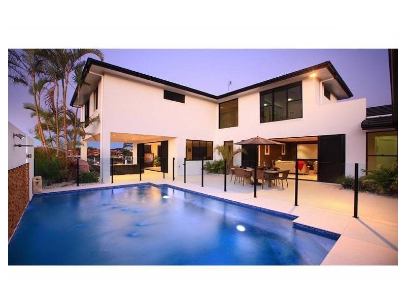 13 Panama Court, Kawana Island QLD 4575