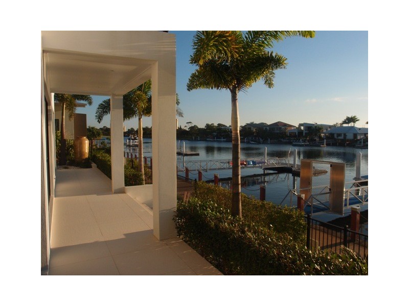 13 Panama Court, Kawana Island QLD 4575