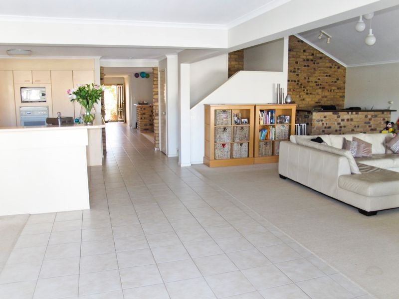 99 Mooloolah Drive, Minyama QLD 4575