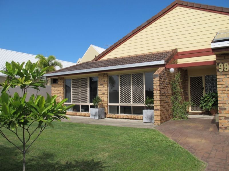 99 Mooloolah Drive, Minyama QLD 4575