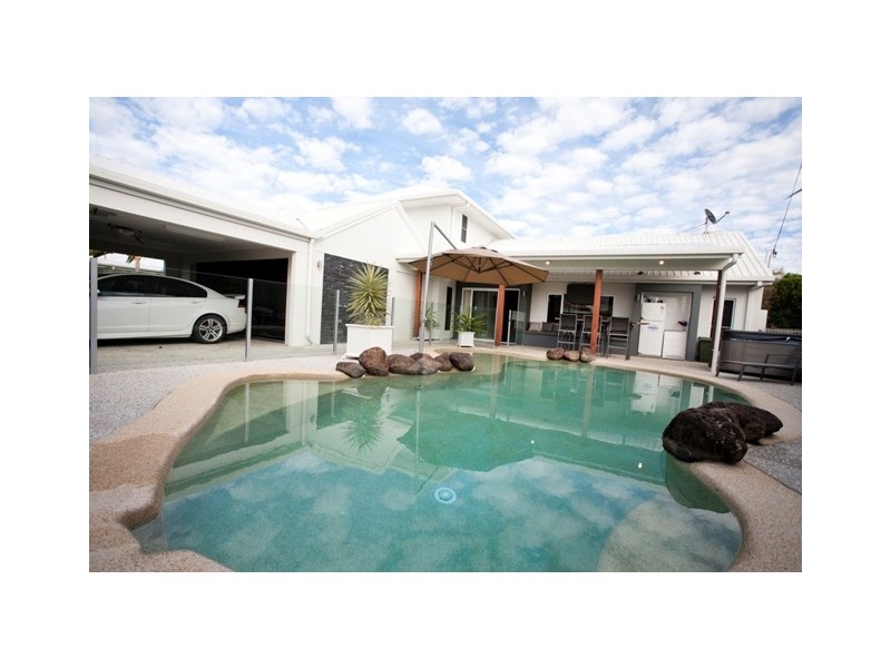 6 Pannaroo Street, Buddina QLD 4575