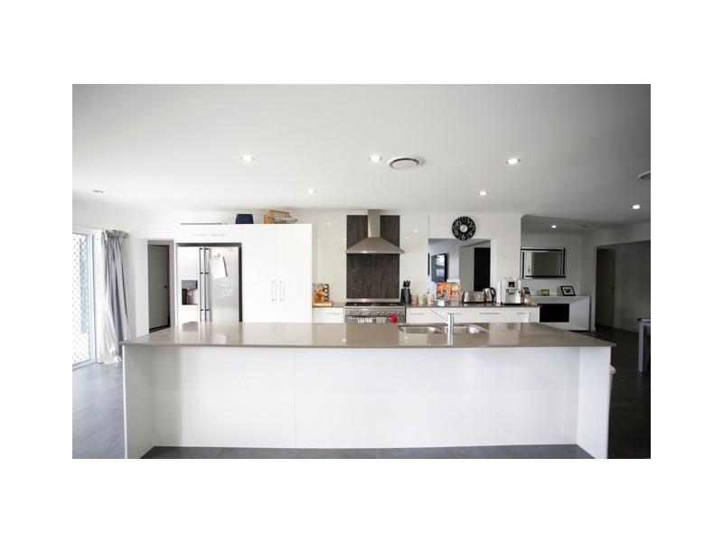 6 Pannaroo Street, Buddina QLD 4575