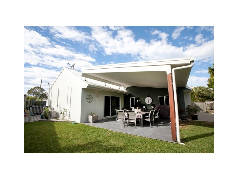 6 Pannaroo Street, Buddina QLD 4575