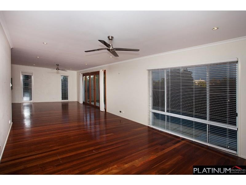 6 Margarita Court, Kawana Island QLD 4575