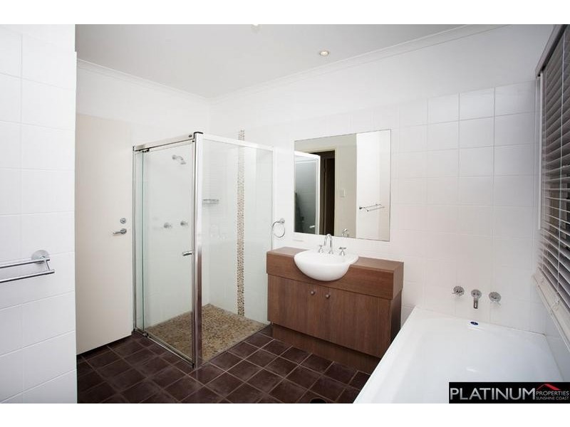 6 Margarita Court, Kawana Island QLD 4575