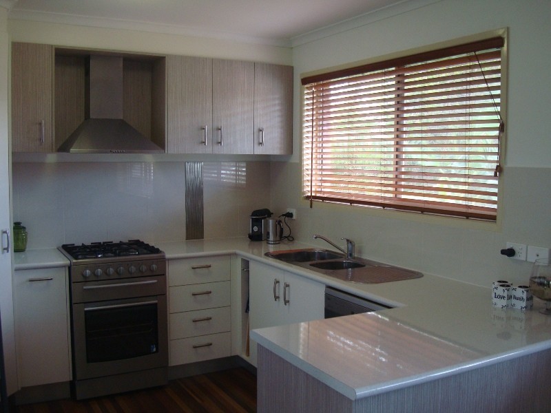 Battery Hill QLD 4551