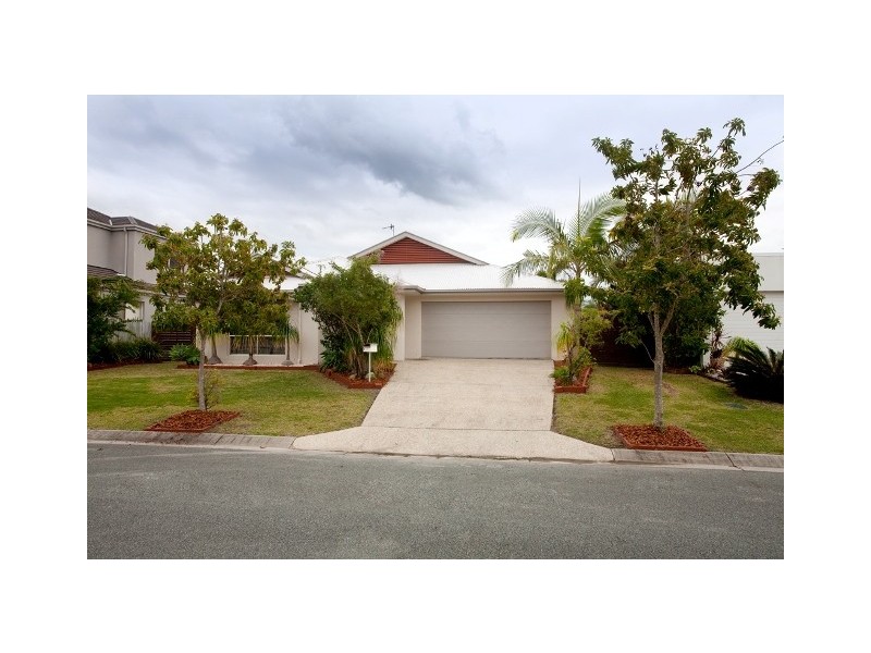 3 Capri Court, Kawana Island QLD 4575