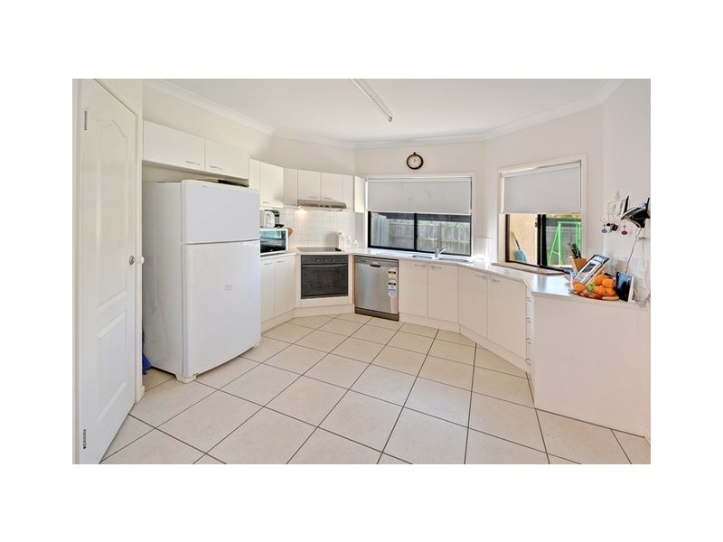 7 Zante Lane, Kawana Island QLD 4575
