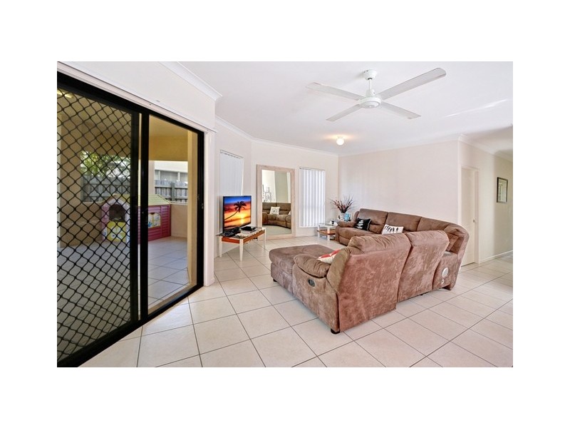 7 Zante Lane, Kawana Island QLD 4575