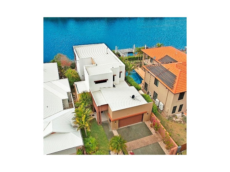 15 Bonaire Court, Kawana Island QLD 4575