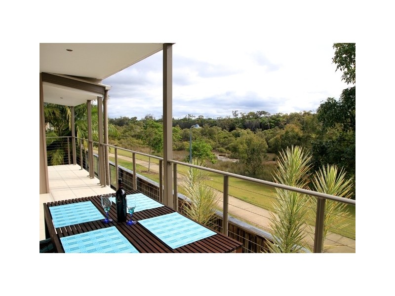 26 Magnetic Street, Kawana Island QLD 4575