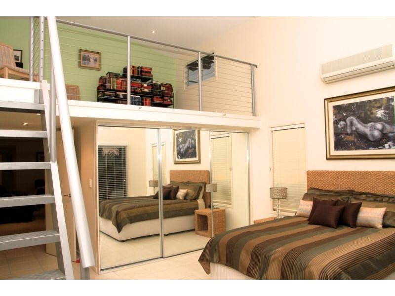 26 Magnetic Street, Kawana Island QLD 4575