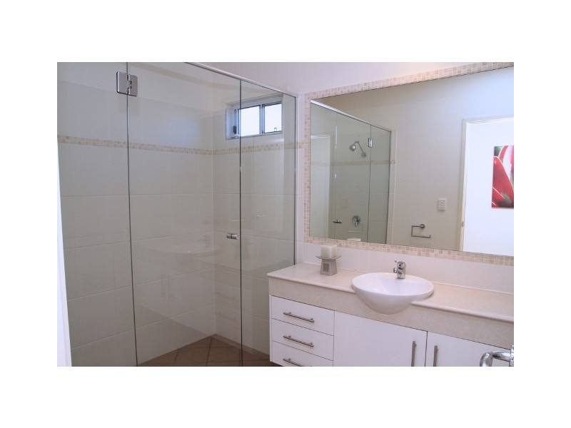 26 Magnetic Street, Kawana Island QLD 4575