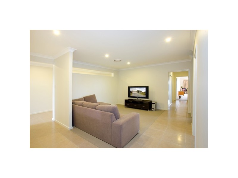 4 Blade Court, Birtinya QLD 4575