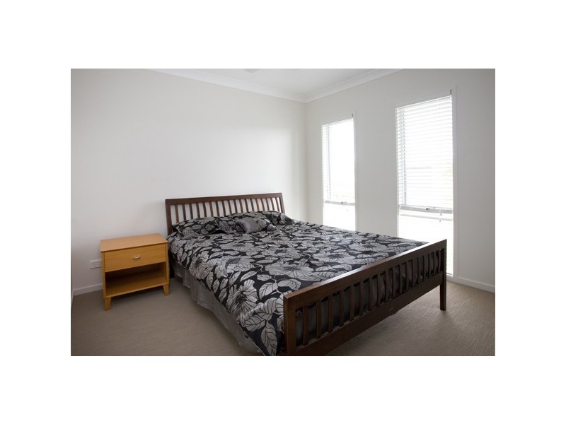 4 Blade Court, Birtinya QLD 4575