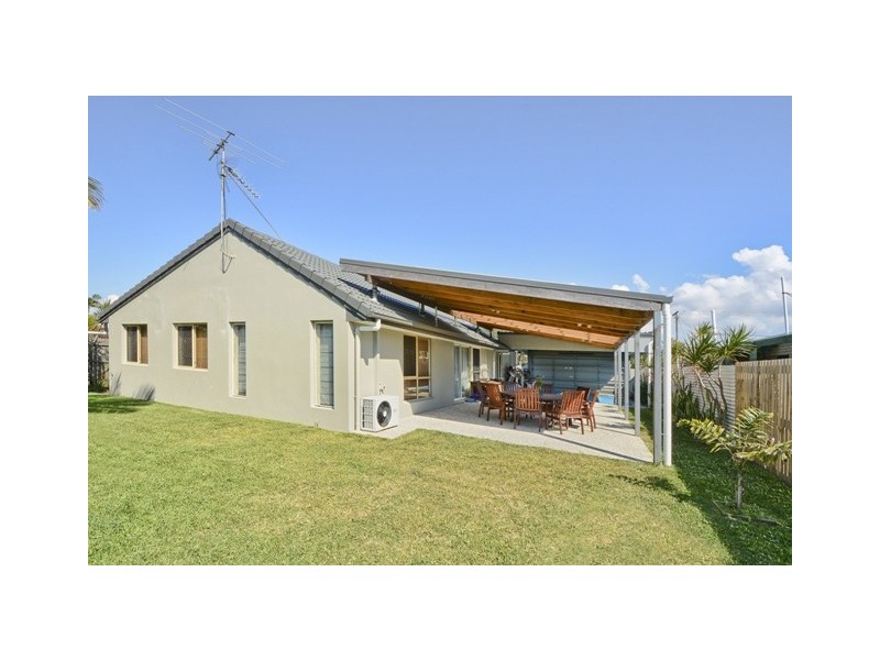 15 Balyata Street, Warana QLD 4575