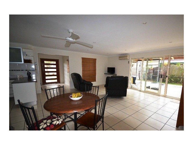 15 Balyata Street, Warana QLD 4575