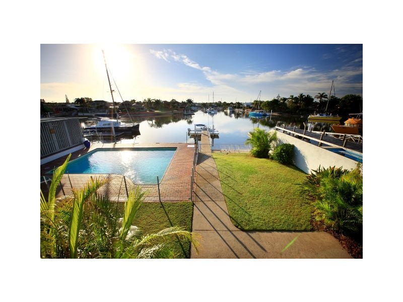 38 Coomaroo Crescent, Minyama QLD 4575