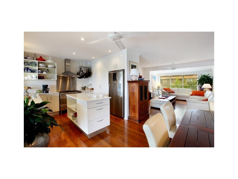 38 Coomaroo Crescent, Minyama QLD 4575