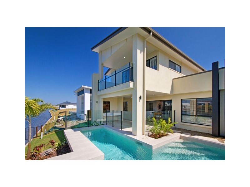 7 Bond Street, Pelican Waters QLD 4551