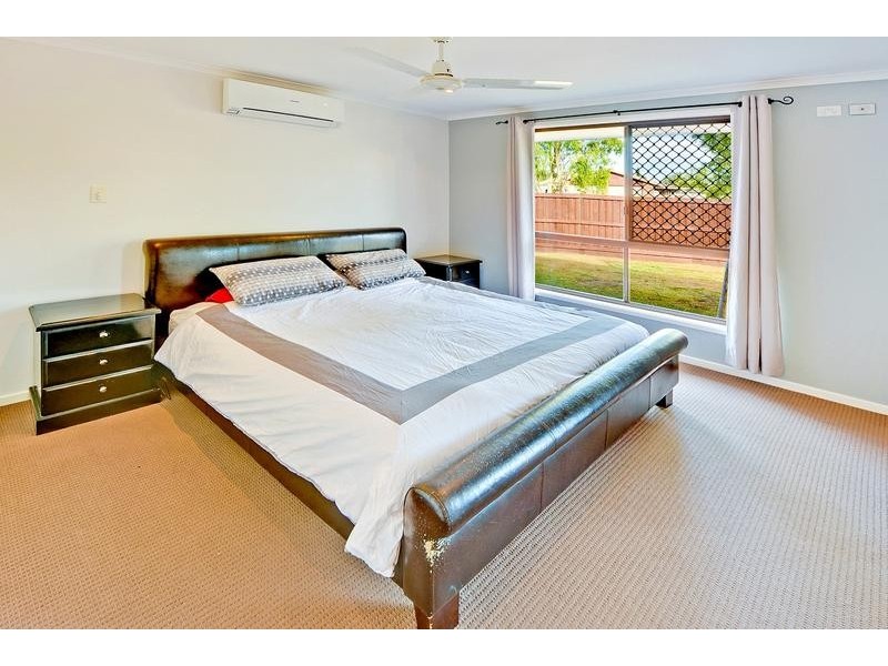 2 Dotterel Street, Parrearra QLD 4575