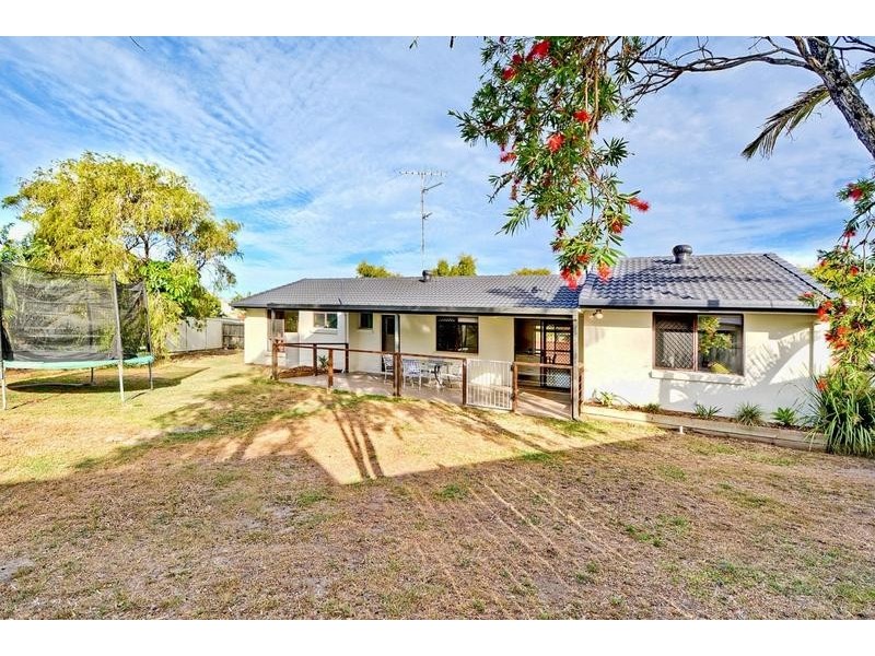 2 Dotterel Street, Parrearra QLD 4575