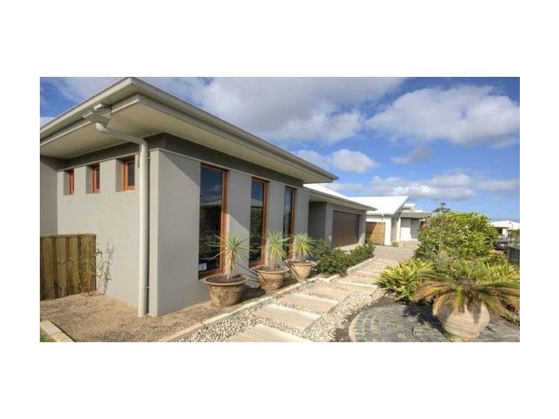 14 Ponytail Cct, Mountain Creek QLD 4557