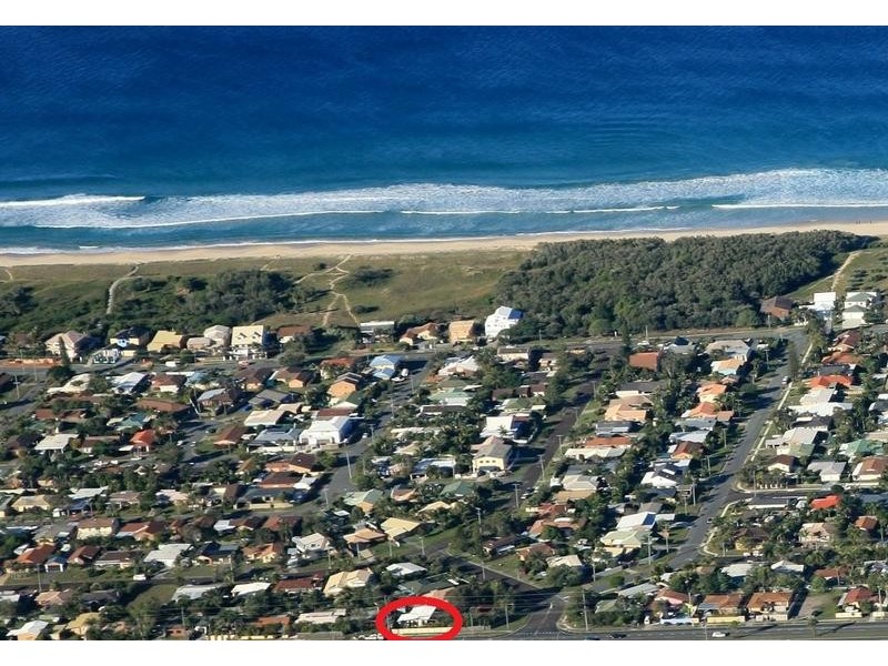 119 Nicklin Way, Warana QLD 4575