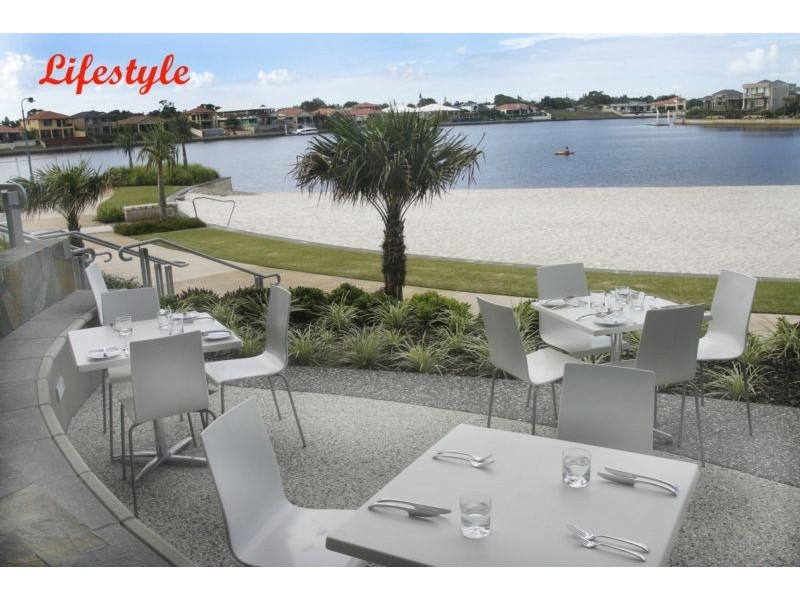 12 Zante Lane, Kawana Island QLD 4575