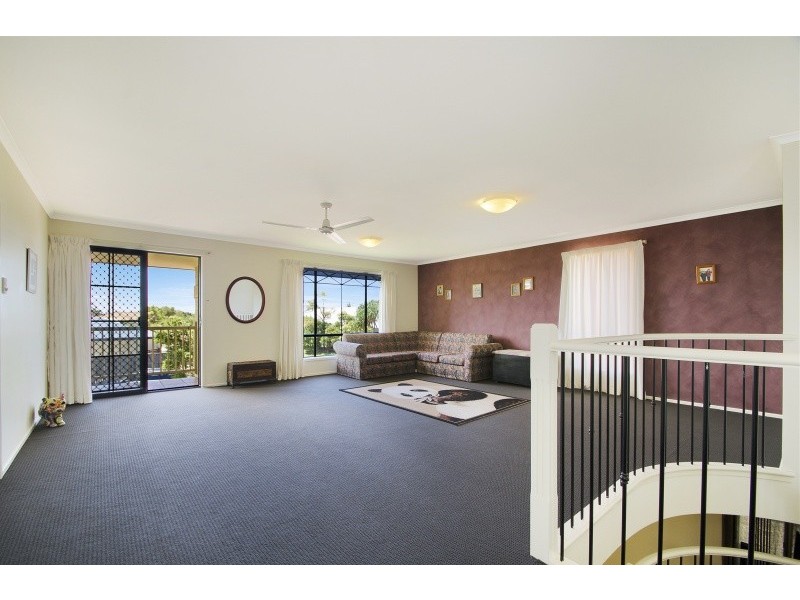 7 Seychelles Place, Kawana Island QLD 4575