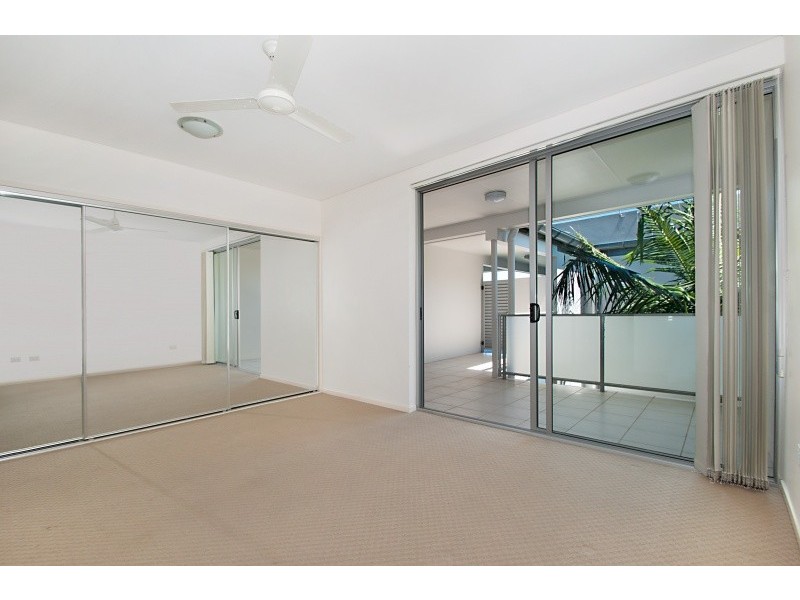 73/7 Grand Pde, Kawana Island QLD 4575