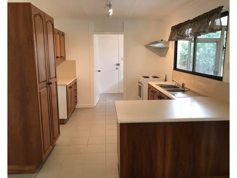 6 Berrima St, Maroochydore QLD 4558