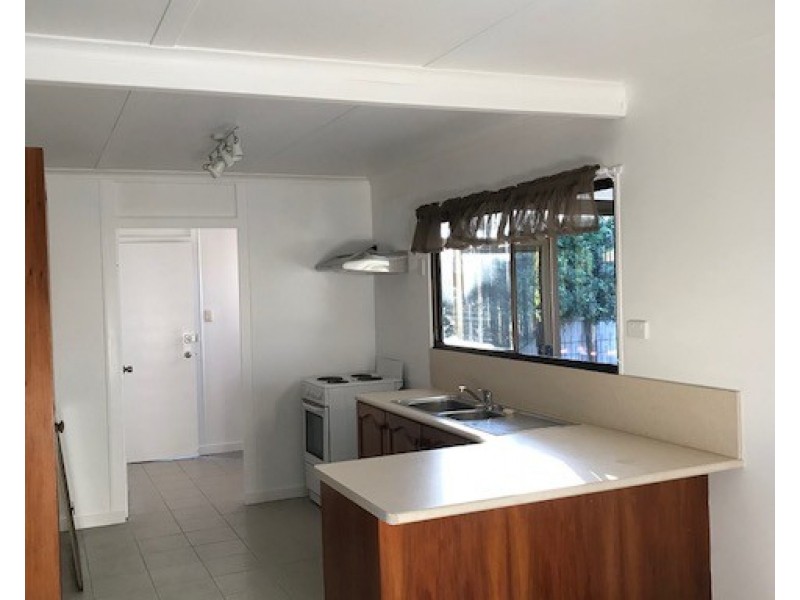 6 Berrima St, Maroochydore QLD 4558