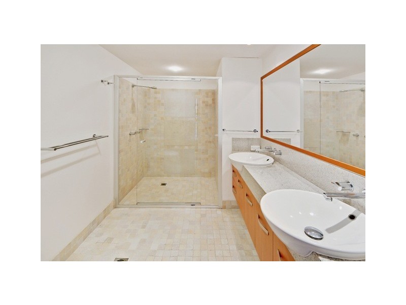 309/13 Nicklin Way, Minyama QLD 4575