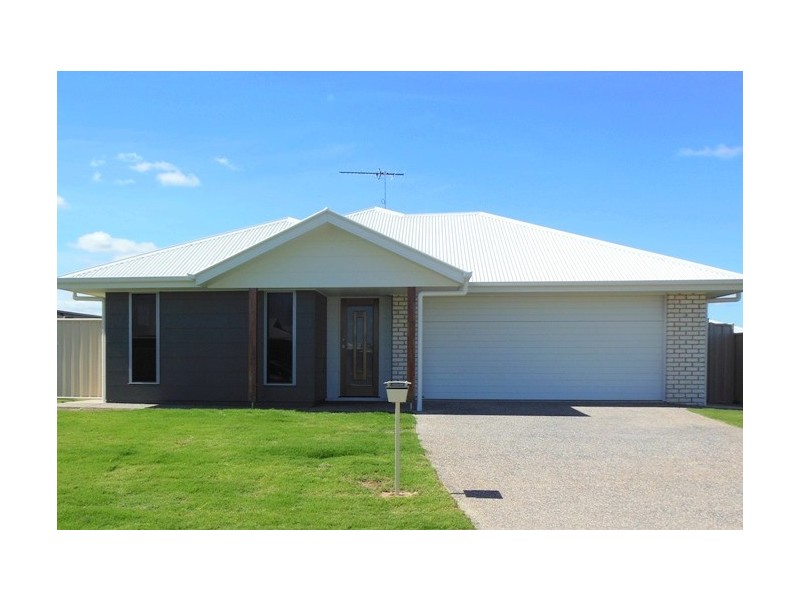 21 Thornton Street, Emerald QLD 4720