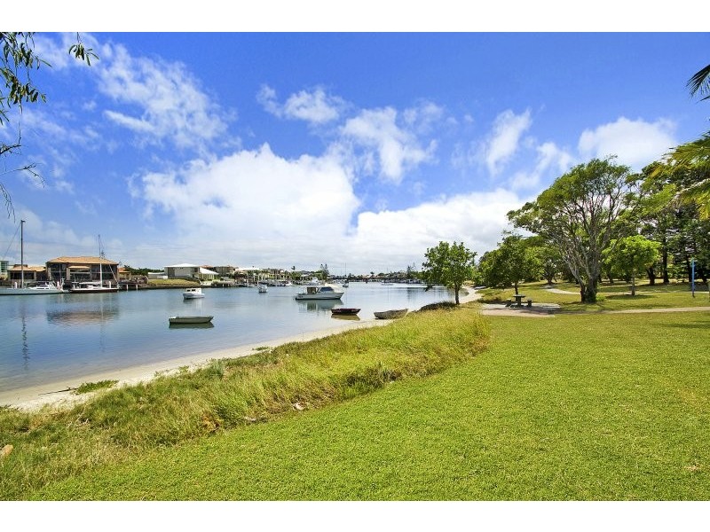 10 Mooloolah Drive, Minyama QLD 4575