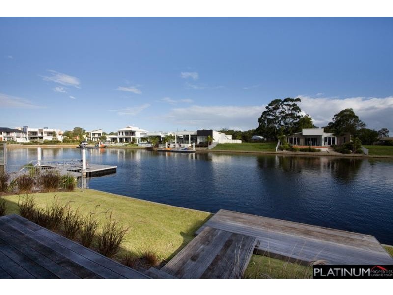 49 Whitehaven Way, Pelican Waters QLD 4551