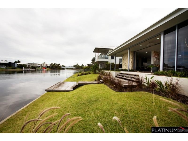 49 Whitehaven Way, Pelican Waters QLD 4551
