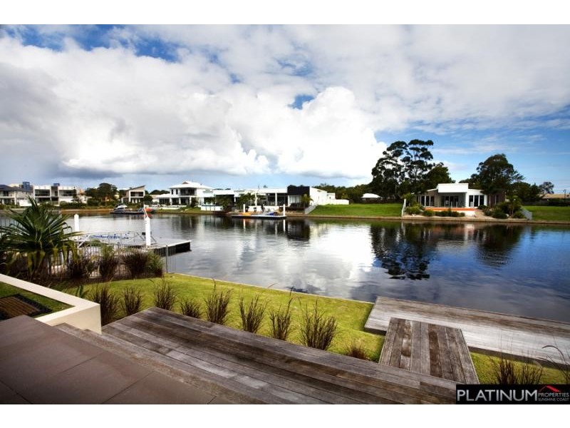 49 Whitehaven Way, Pelican Waters QLD 4551