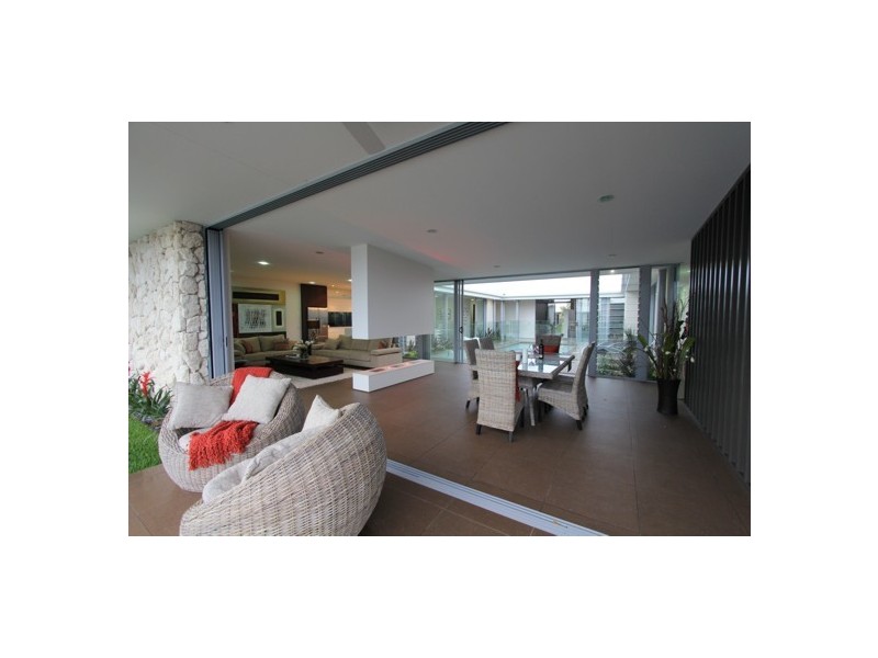 49 Whitehaven Way, Pelican Waters QLD 4551