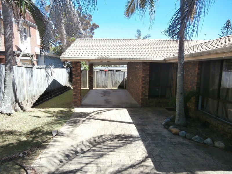 Battery Hill QLD 4551