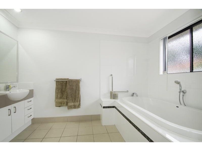 20 Piringa Street, Wurtulla QLD 4575