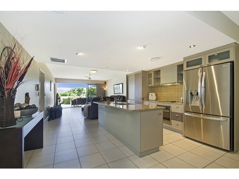 10/38 Bahamas Court, Kawana Island QLD 4575