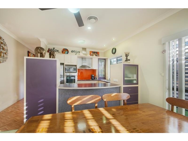 61/2 Grand Parade, Kawana Island QLD 4575