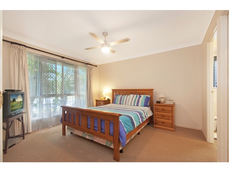 8 Bangalore Close, Caloundra West QLD 4551