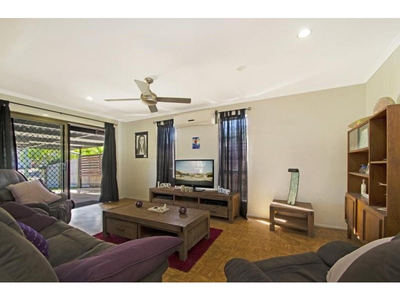 17 Dahlia Street, Bokarina QLD 4575