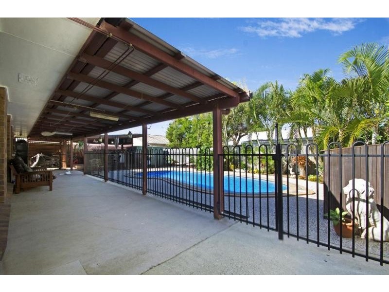 17 Dahlia Street, Bokarina QLD 4575