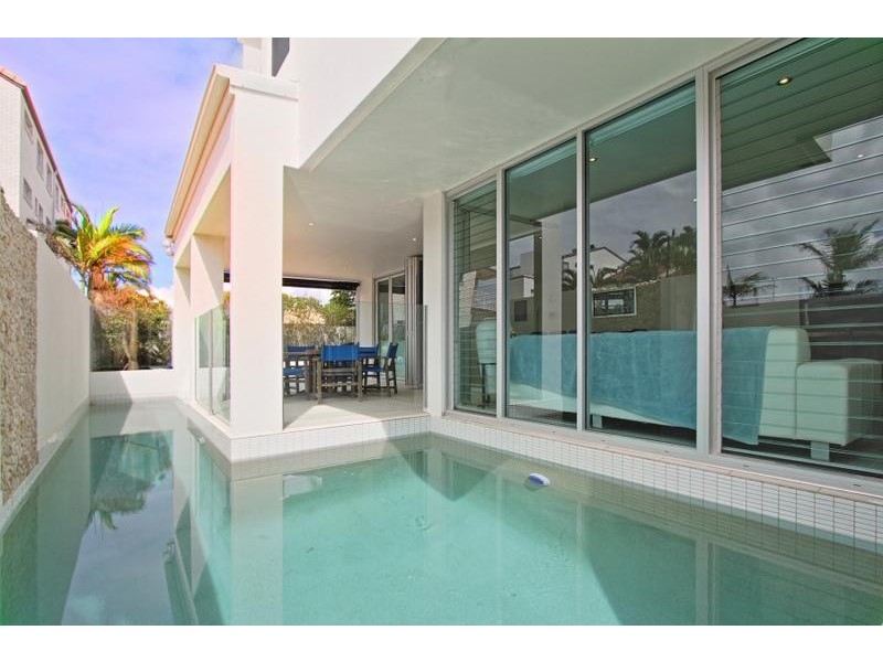 1/4 Alkira Street, Buddina QLD 4575