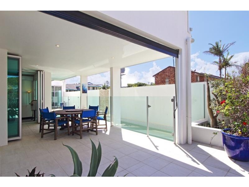 1/4 Alkira Street, Buddina QLD 4575